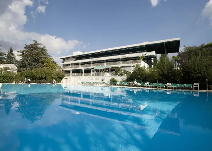 Sierra Silvana Hotel 4*